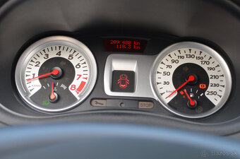 RENAULT CLIO GT 1.6 BENZÍN 94KW - 19