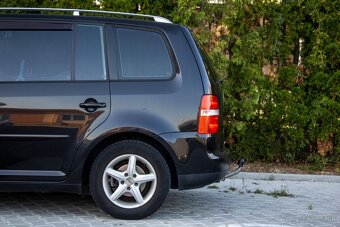 Volkswagen Touran 1.9 TDi DSG /aj na splátky/ - 19