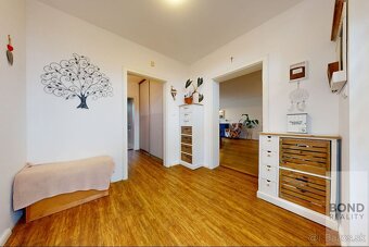 Nádherný rodinný dom v Malinove - 19