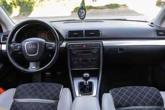 AUDI A4 S4 - 19