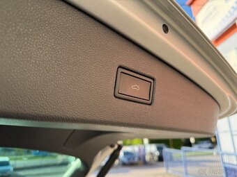 Volkswagen Tiguan 2.0 TDi DSG 2021 Highline 4x4 - Odpoč DPH - 19