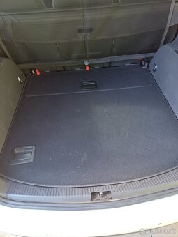 VW TOURAN - 19