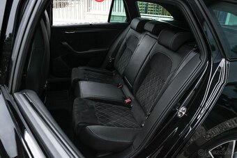 Škoda Superb Combi 2.0 TDI Sportline DSG 2022 - 19