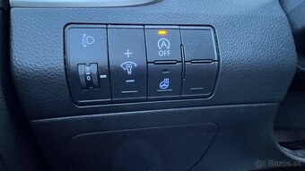 Hyundai i30 1.6 CRDi M6 2.majiteľ, nove v SR - 19