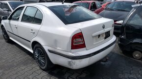 Lacno rozpredám vozidlo Škoda Octavia I na náhradné diely - 19