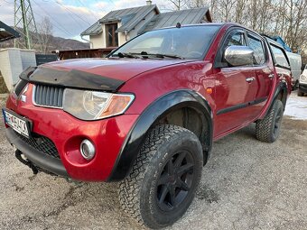 Mitsubishi L 200 2.5 DI-D Double Cab Intense A/T - 19