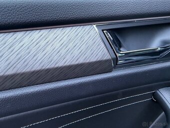 ŠKODA KODIAQ 4x4 STYLE + 2.0TDI 147 KW WEBASTO TAŽNÉ 117TKM - 19