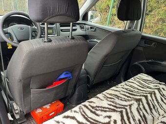 KIA Sportage 2.0 CVVT - 19