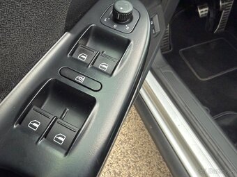 Volkswagen Passat 2.0 TDI Highline - 19