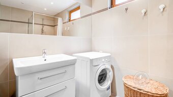 AXIS REAL | DVA V JEDNOM - Veľký a menší dom na jednom pozem - 19