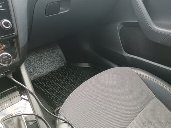 Škoda Octavia 2.0 TSI L&K DSG - 19