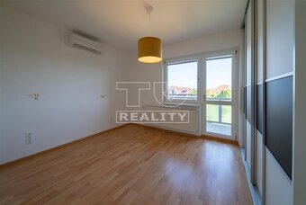 Na predaj zrekonštruovaný 5-izbový rodinný dom v tichej... - 19