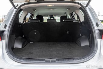 Predám Hyundai Santa Fe 148 kW, 4x4, r.v. 2021 - 19