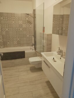 Byt s bonusmi rodinného domu + Garáž Poruba - 19