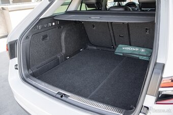 Škoda Superb Combi 2.0 TSI 2019 - 19