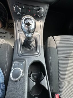 Mercedes-Benz B trieda 180 - 19
