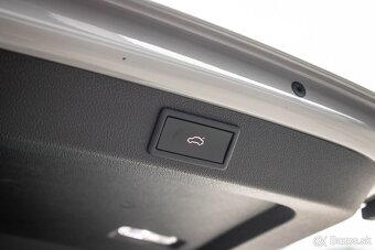 Škoda Superb Combi 2.0 TDI SCR Sportline DSG NardoGrey - 19