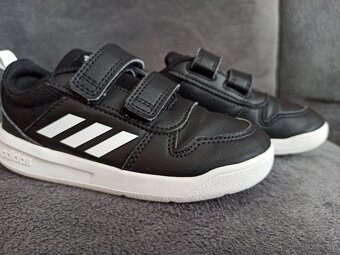 Tenisky Adidas 26,5 a 27,Nike 28,5 - 19