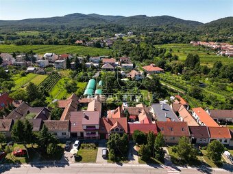 Rodinný dom s bazénom, saunou a dvoma obývačkami – Modra... - 19