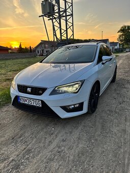 SÚRNE Predám Seat Leon 1,8 TSI FR ST DSG - 19