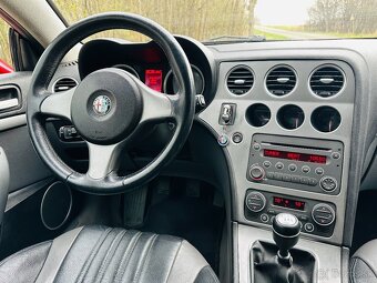 Alfa Romeo Brera 2,2 JTS - 19