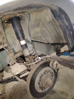 Suzuki Grand Vitara 2.0td 4X4 - 19