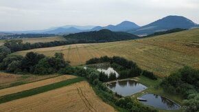 pozemok pod lesom - 19