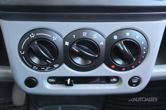 Suzuki Ignis 1,3 i 16V DOHC 69 kW - 19