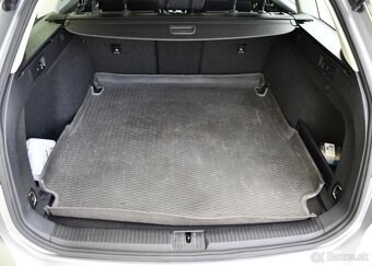 Volkswagen Passat 2,0TDi DSG ELEGANCE ČR 110 kw - 19