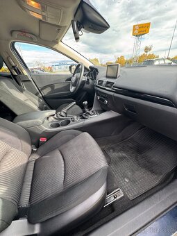 Mazda 3 1.5i (74kW) - 19