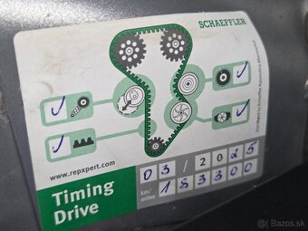 VW Caddy MAXI 7-miest / SK pôvod / 2.0 TDi ŤAŽNÉ-r.v.12-2016 - 19