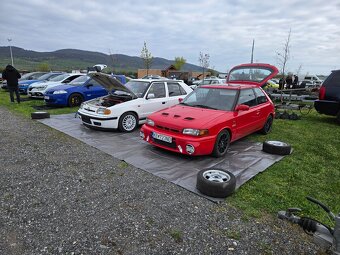Mazda 323 _ 1.6 - 19