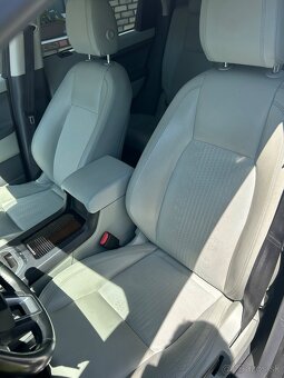 Land Rover Discovery Sport 2.0D, 132 kw, 4x4 - 19
