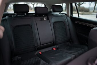 Volkswagen Passat Variant 2.0 BiTDI 240k Highline 4MOTION - 19