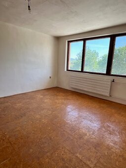 Dom vo vynikajúcej lokalite Čermáň, 8 izieb, pozemok 1490 m2 - 19