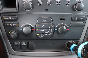 Volvo V70 2,5 T + LPG 154 kW AWD - 19