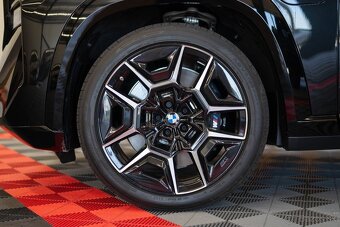 BMW XM 4.4 V8 - 19