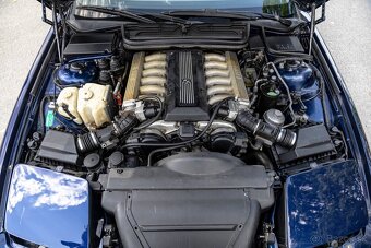 BMW 850i E31 - 19