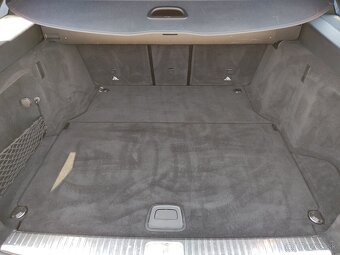 Mercedes-Benz C220d CDi T AMG NIGHT VIRTUAL KAMERA TAŽNÉ - 19