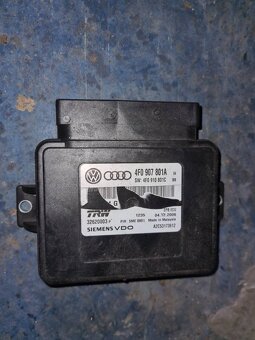 Riadiaca jednotka Audi a6 c6 4f - 19