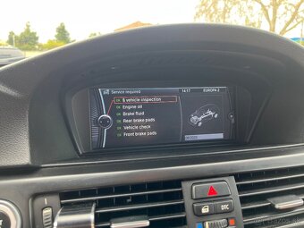 Predám BMW e91 318d LCI - 19