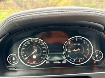 Predám BMW X6, MAX multimedia, r.v.2016 - 19