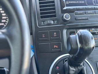 Volkswagen T5 Multivan 2.0 TDI 4motion DSG 2011 286000km - 19