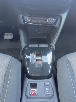 Opel Corsa 1.2 Turbo 33.000km  Automat 11/2023 - 19