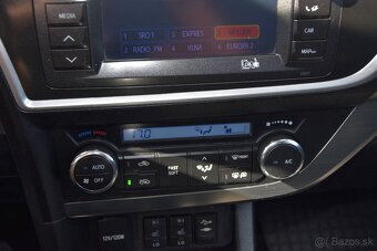 Toyota Auris 2.0 l D-4D DPF Active - 19