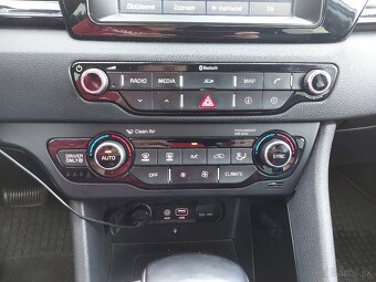 KIA Niro 1.6 GDi Hybrid Gold - 19