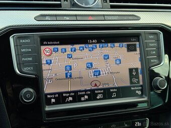 Volkswagen Passat Variant 2.0 BiTDI 240kBMT R-Line Highline - 19