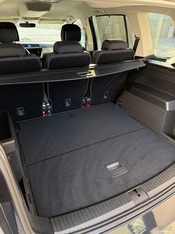 Volkswagen Touran 2.0 TDI  115PS Comfortline DSG - 19