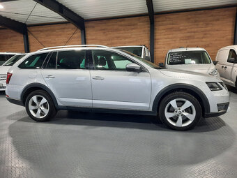 Škoda Octavia Combi SCOUT 2.0 TDI 184k Drive DSG 4x4 - 19