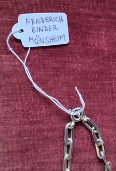 Staré strieborné šperky, prívesky, brošne - 19